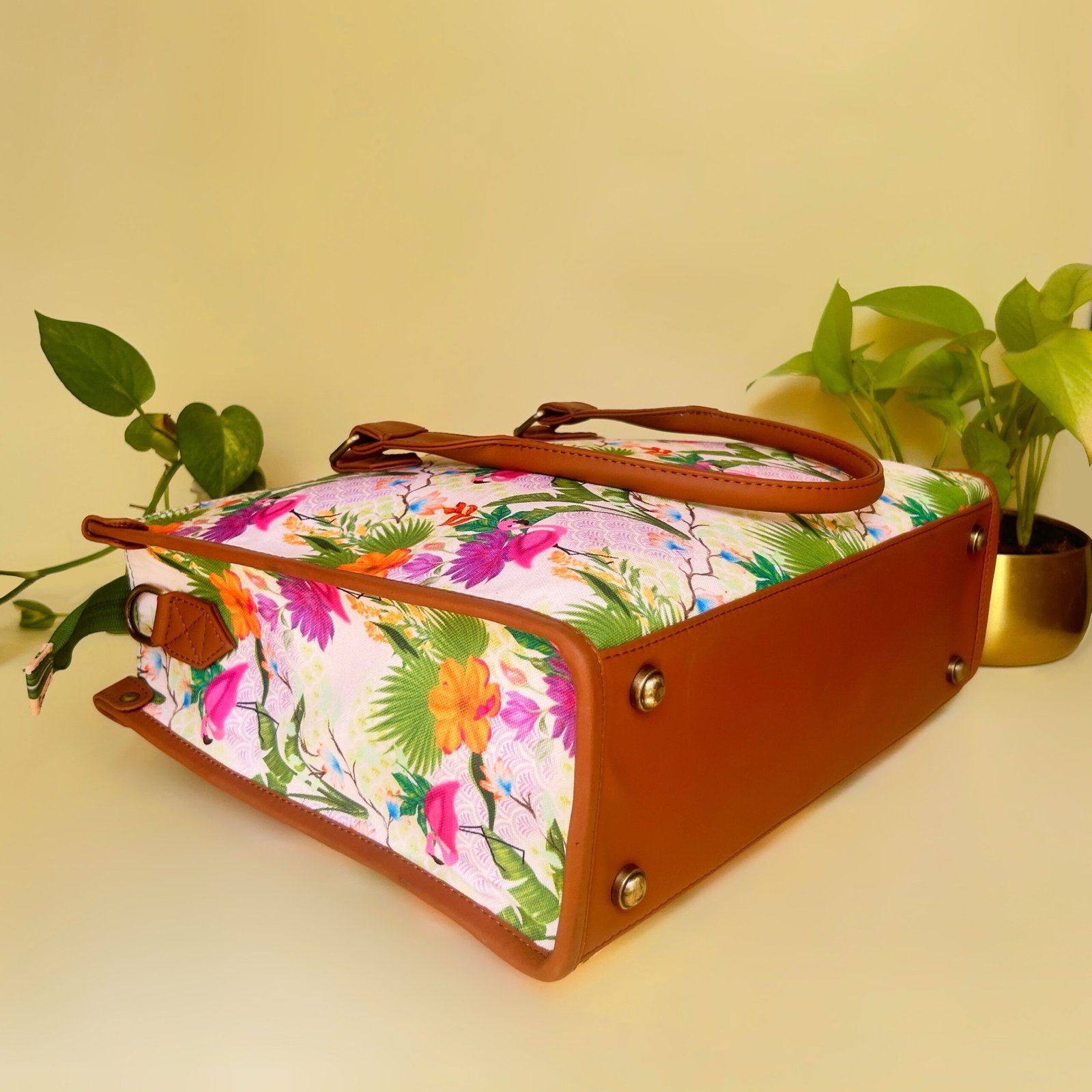 Tote-a-Vibe - Image 4