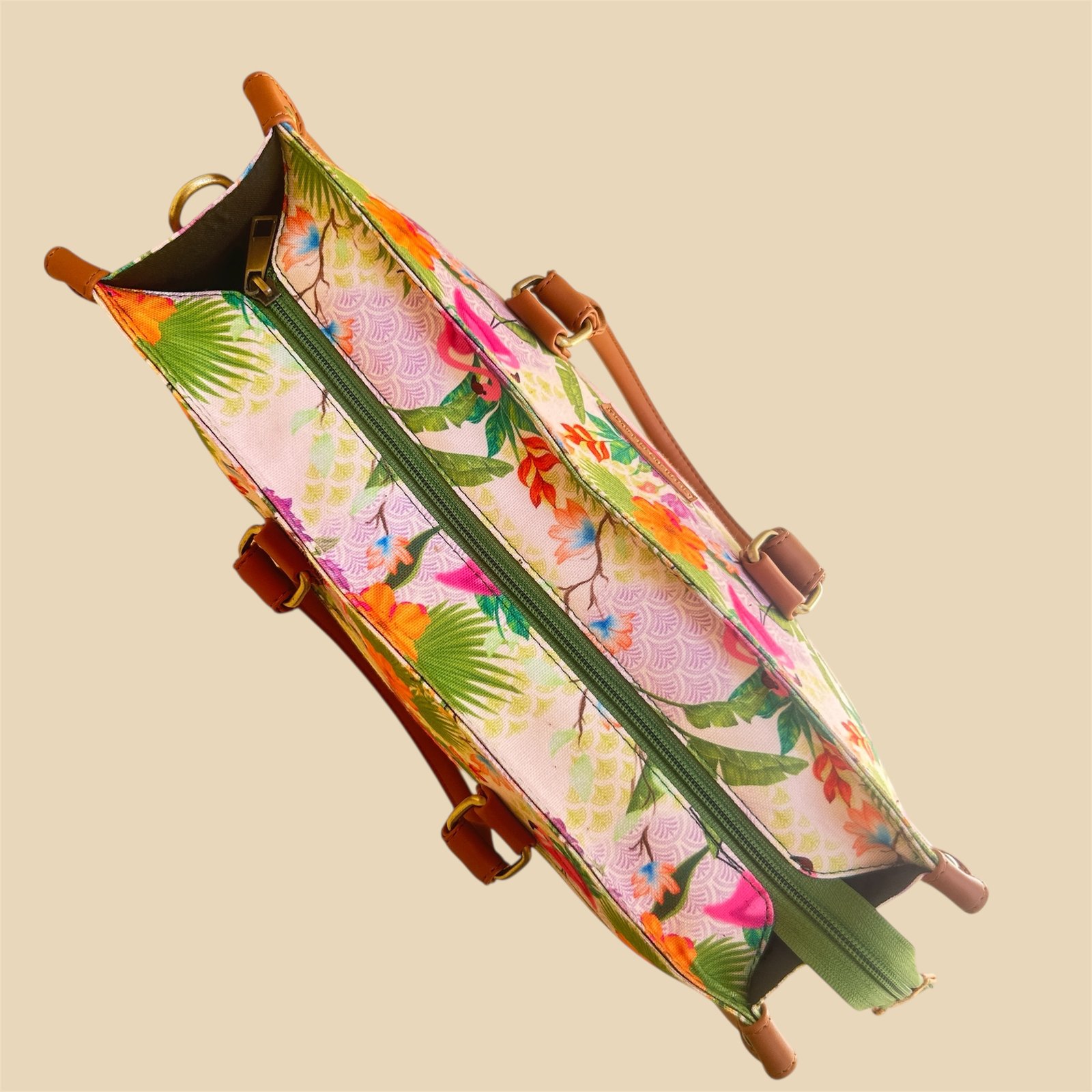 Tote-a-Vibe - Image 5